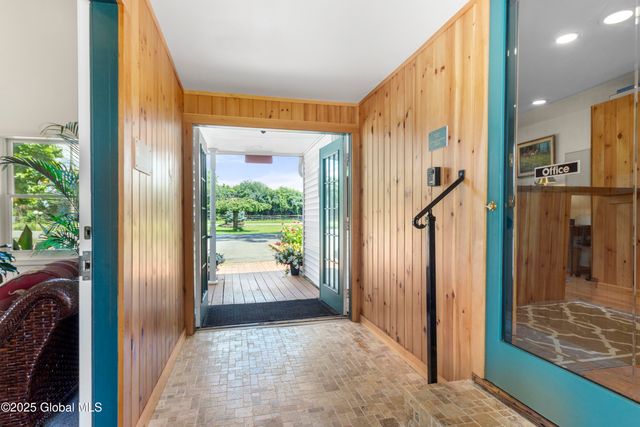 3093 Us Highway 9, Valatie, NY 12184