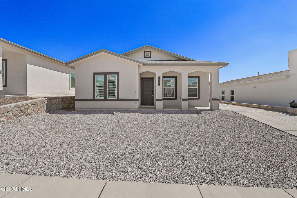15025 RESOLVE Drive, El Paso, TX 79938