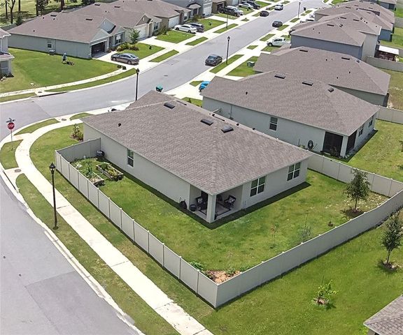 11356 AMBER RIDGE DR, Zellwood, FL 32798