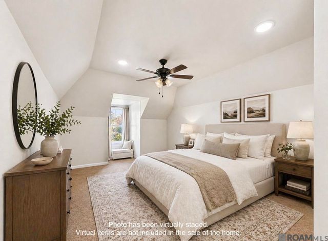 16445 Long Lake Dr, Prairieville, LA 70769