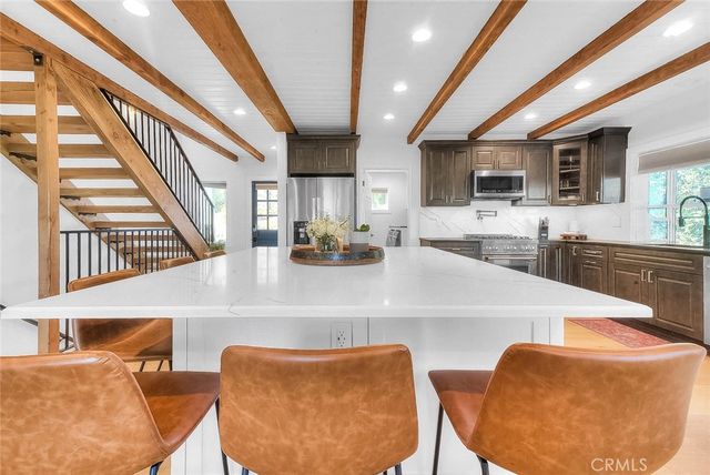 27684 St Bernard, Lake Arrowhead, CA 92352