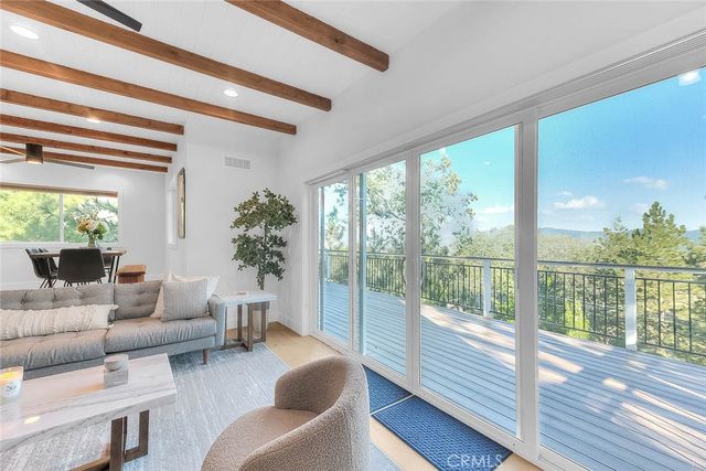 27684 St Bernard, Lake Arrowhead, CA 92352