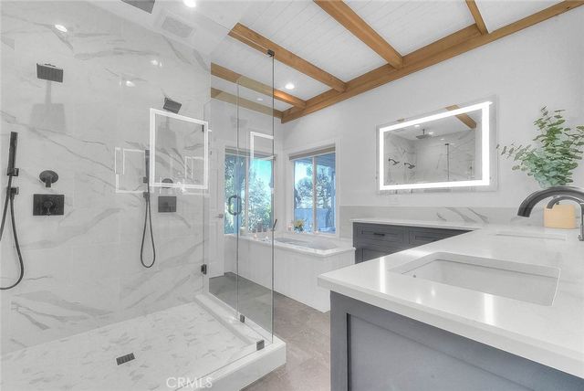 27684 St Bernard, Lake Arrowhead, CA 92352