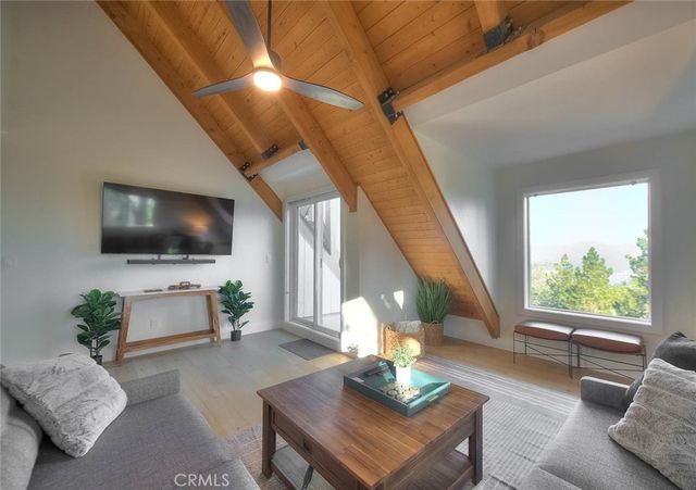27684 St Bernard, Lake Arrowhead, CA 92352
