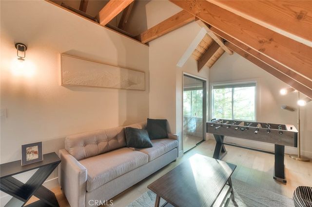 27684 St Bernard, Lake Arrowhead, CA 92352