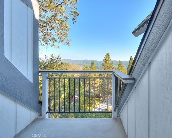 27684 St Bernard, Lake Arrowhead, CA 92352