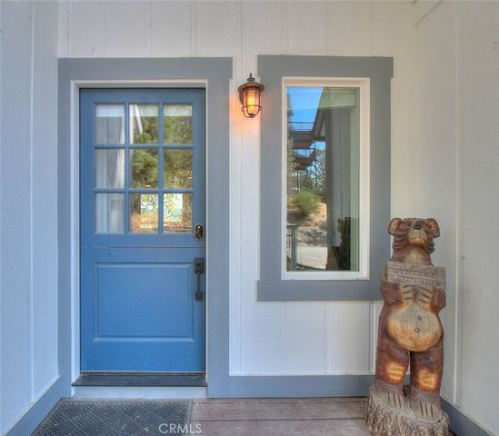 27684 St Bernard, Lake Arrowhead, CA 92352