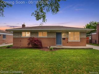 31506 Gardendale Drive, Warren, MI 48088