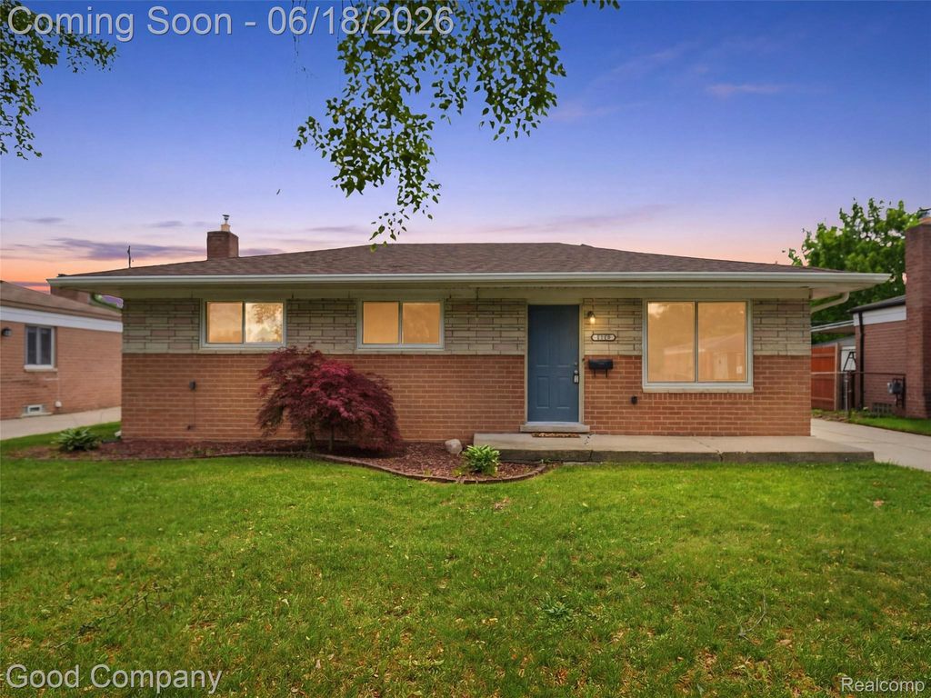 31506 Gardendale Drive, Warren, MI 48088