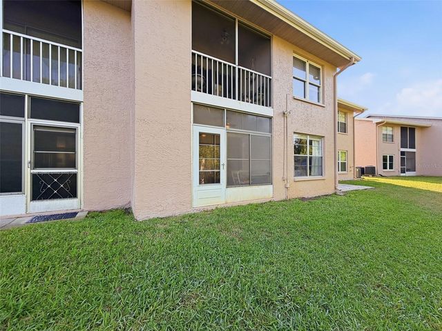 4833 MYRTLE OAK DRIVE 12, New Port Richey, FL 34653