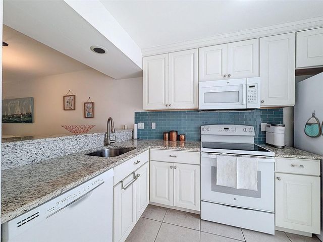 4833 MYRTLE OAK DRIVE 12, New Port Richey, FL 34653