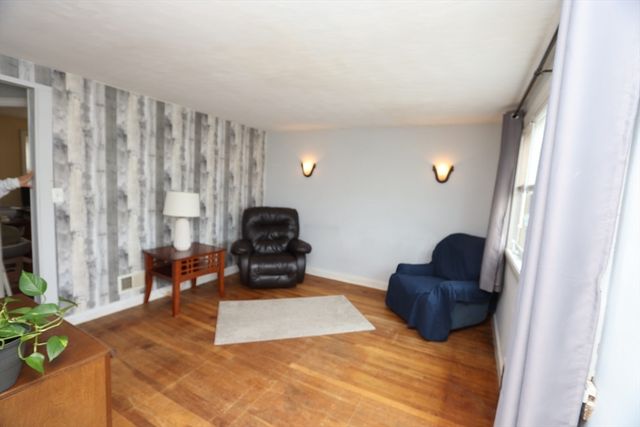 438 Proctor Ave, Revere, MA 02151
