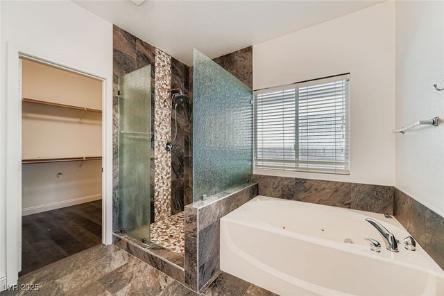 6016 Star Point Court, North Las Vegas, NV 89081