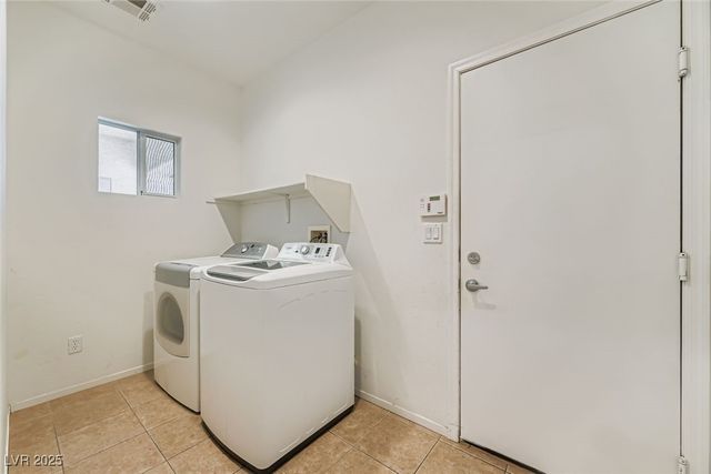 6016 Star Point Court, North Las Vegas, NV 89081