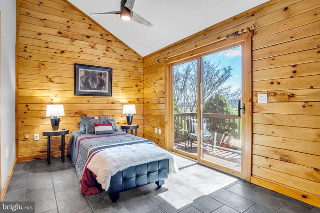 254 STUART RD, Carlisle, PA 17015