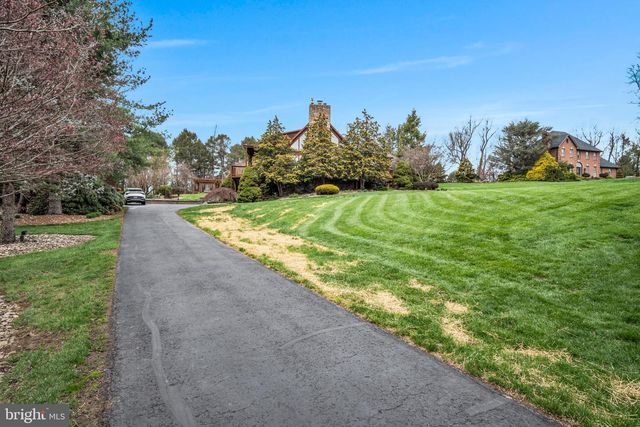 254 STUART RD, Carlisle, PA 17015