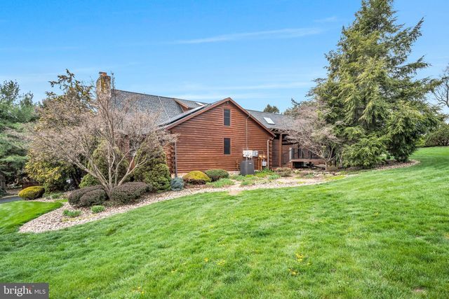 254 STUART RD, Carlisle, PA 17015