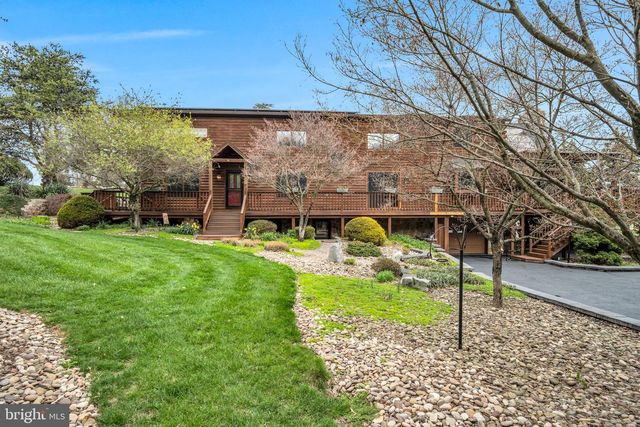 254 STUART RD, Carlisle, PA 17015