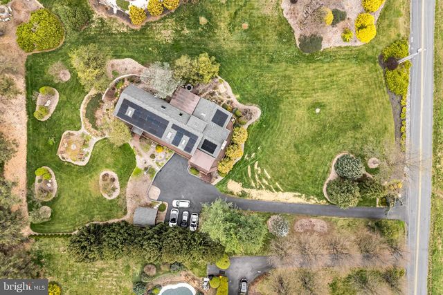 254 STUART RD, Carlisle, PA 17015