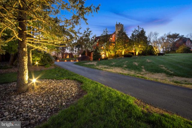 254 STUART RD, Carlisle, PA 17015