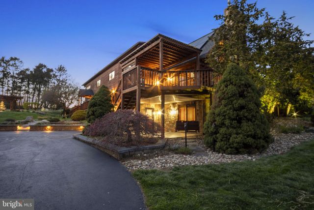 254 STUART RD, Carlisle, PA 17015