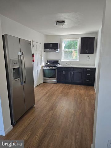 367 MARLTON AVE, Camden, NJ 08105