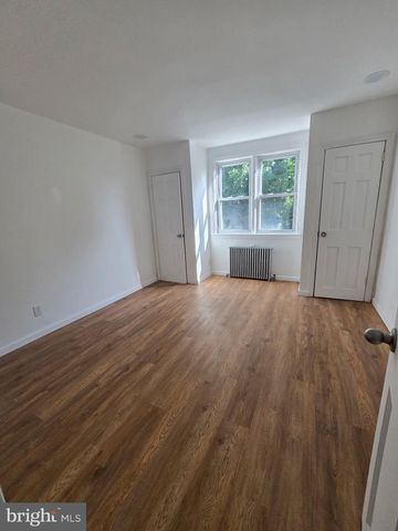 367 MARLTON AVE, Camden, NJ 08105
