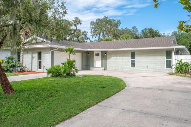 407 PRINCESS PLACE, Lakeland, FL 33803