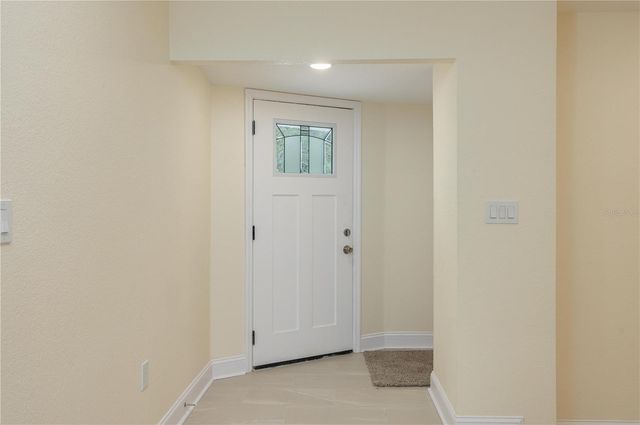 407 PRINCESS PLACE, Lakeland, FL 33803