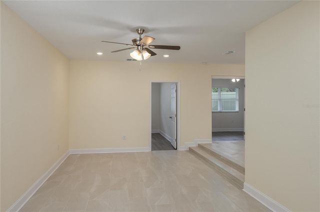 407 PRINCESS PLACE, Lakeland, FL 33803