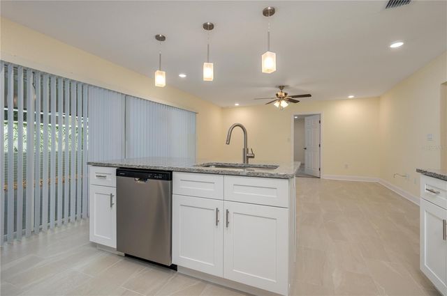 407 PRINCESS PLACE, Lakeland, FL 33803