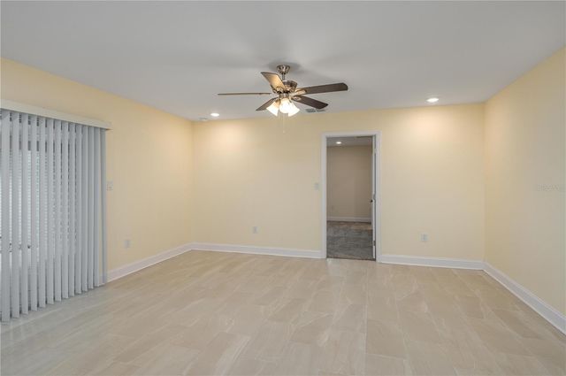 407 PRINCESS PLACE, Lakeland, FL 33803