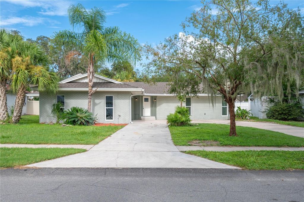 407 PRINCESS PLACE, Lakeland, FL 33803