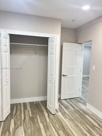 922 NW 2nd Street 2, Miami, FL 33128