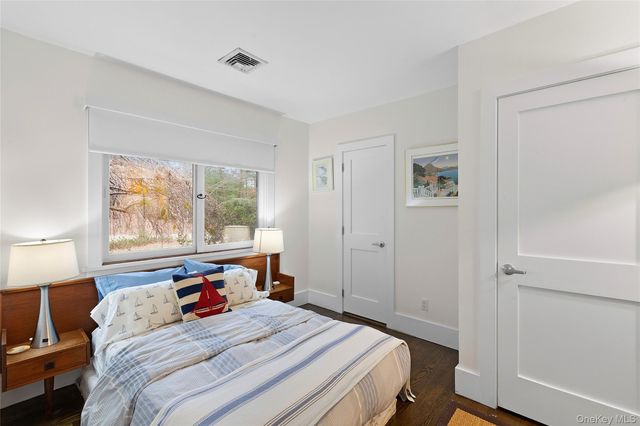 68 Three Mi Hbr Hog Crk Highway, East Hampton, NY 11937