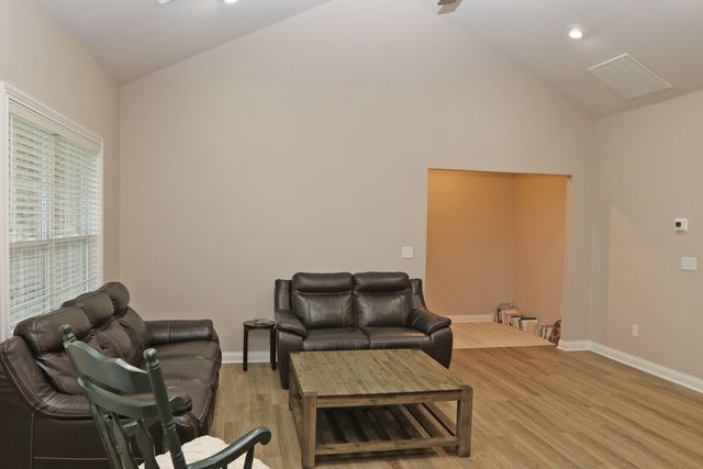 117 Amick Way, Georgetown, KY 40324