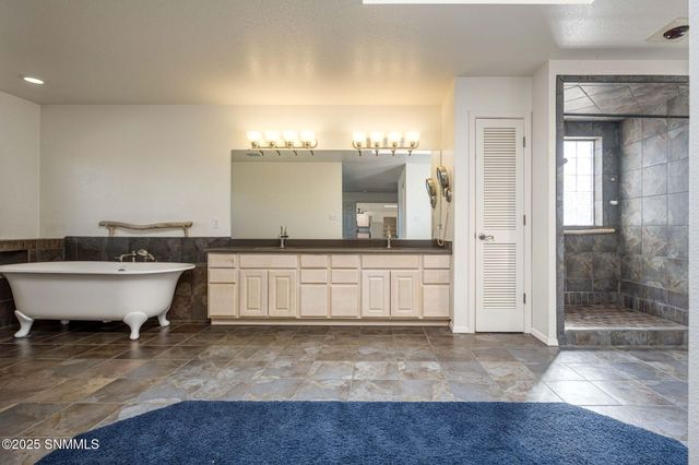 6535 N Highway 28, La Mesa, NM 88044