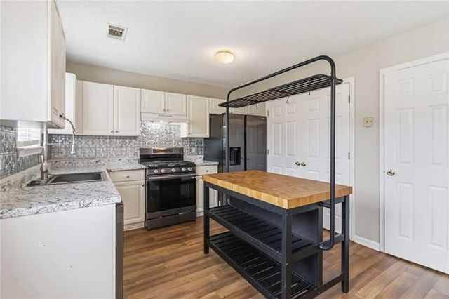 2922 Knoll View Place, Douglasville, GA 30135