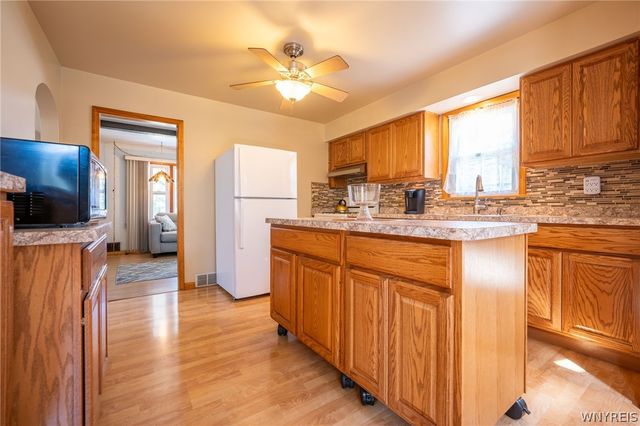 127 Broadway Street, West Seneca, NY 14224