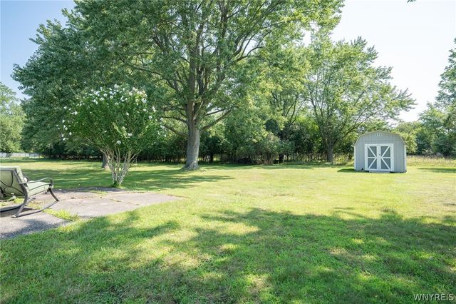 127 Broadway Street, West Seneca, NY 14224