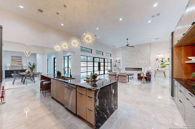 1356 Capitare, New Braunfels, TX 78132