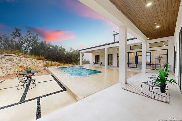 1356 Capitare, New Braunfels, TX 78132