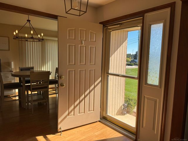 41201 Whispering Oaks Drive, Clinton Township, MI 48038