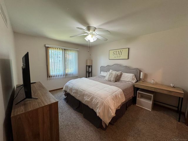 41201 Whispering Oaks Drive, Clinton Township, MI 48038