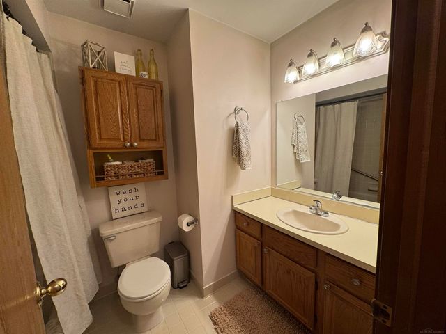 41201 Whispering Oaks Drive, Clinton Township, MI 48038