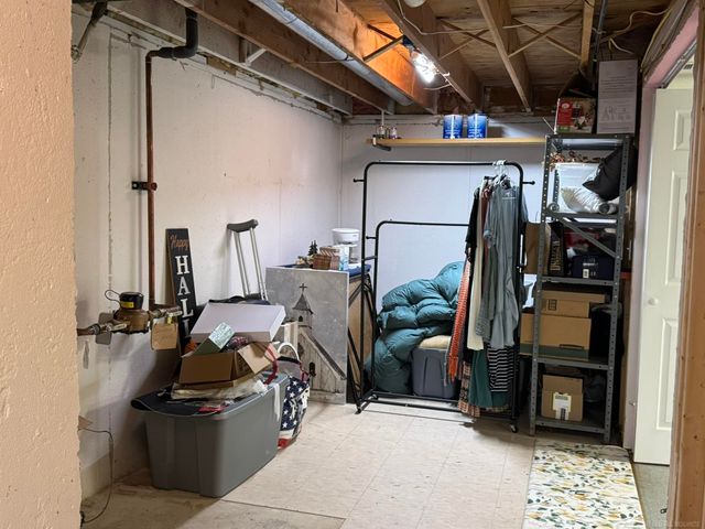 41201 Whispering Oaks Drive, Clinton Township, MI 48038