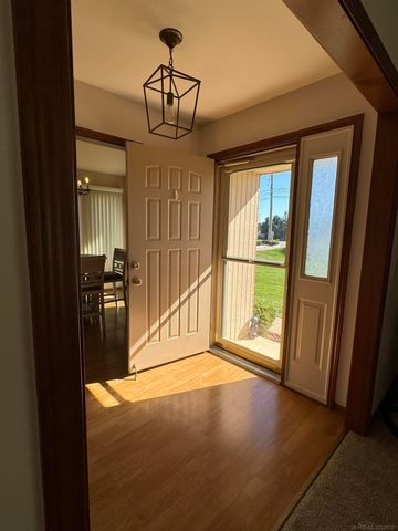 41201 Whispering Oaks Drive, Clinton Township, MI 48038