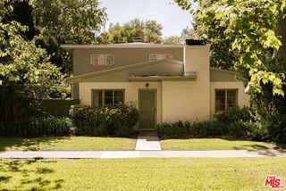 5434 Village Green, Los Angeles, CA 90016