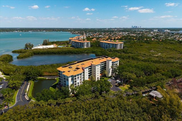 4801 OSPREY DRIVE S 207, St Petersburg, FL 33711