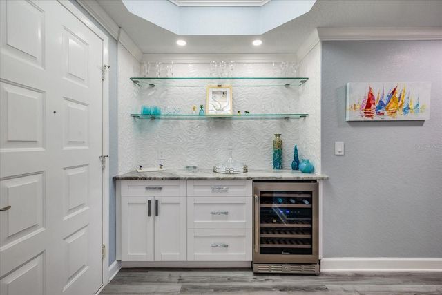 4801 OSPREY DRIVE S 207, St Petersburg, FL 33711
